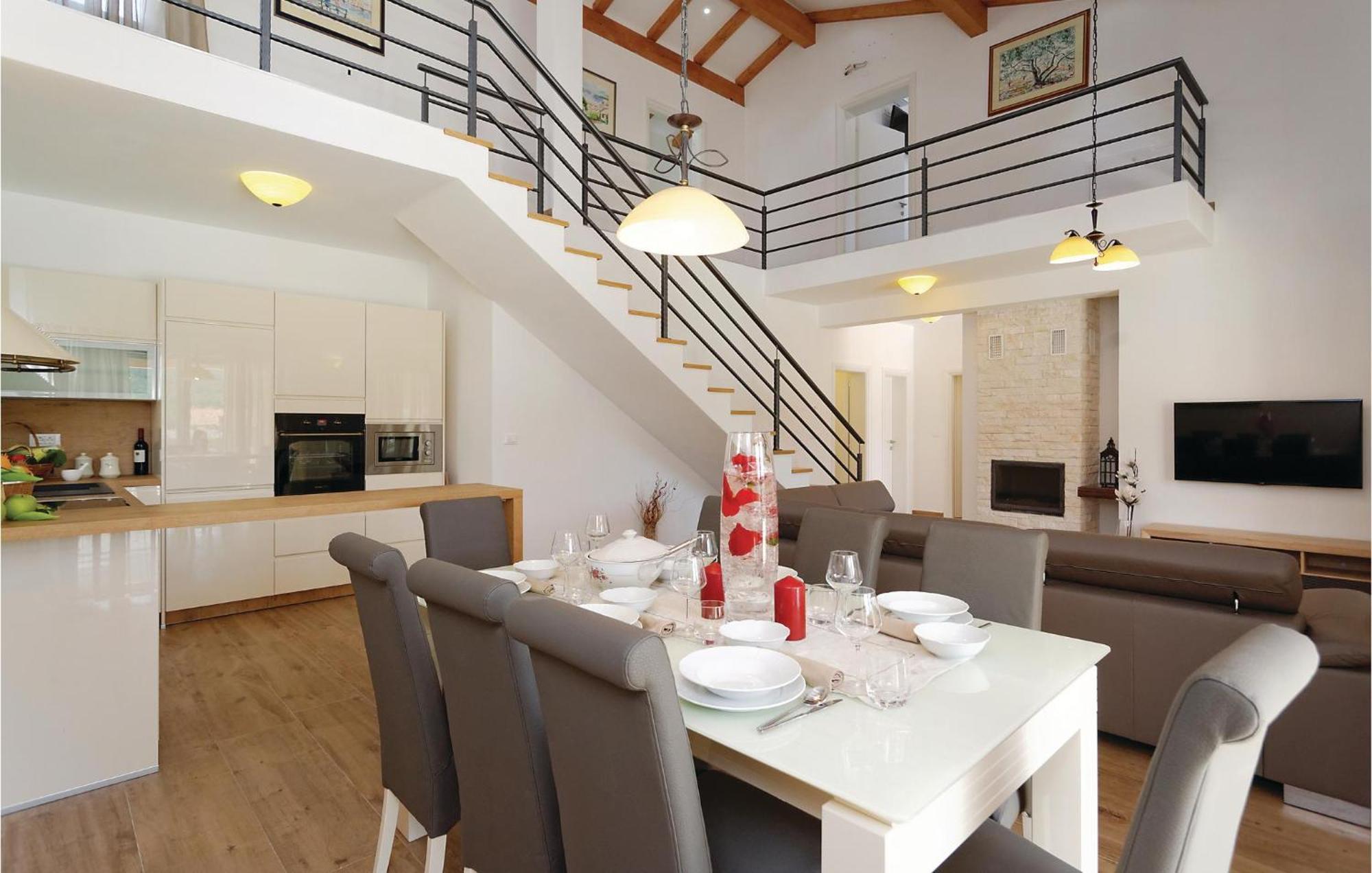 Lovely Home In Sibenik With Wifi Exterior foto