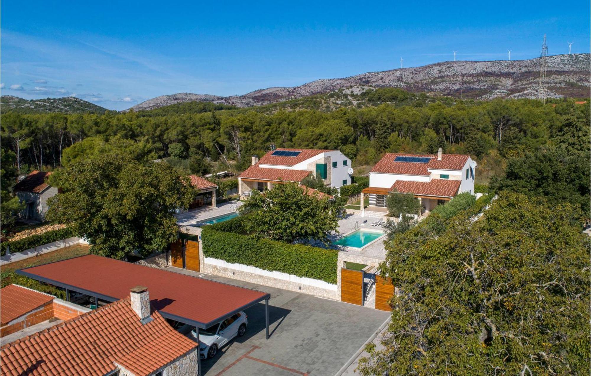 Lovely Home In Sibenik With Wifi Exterior foto