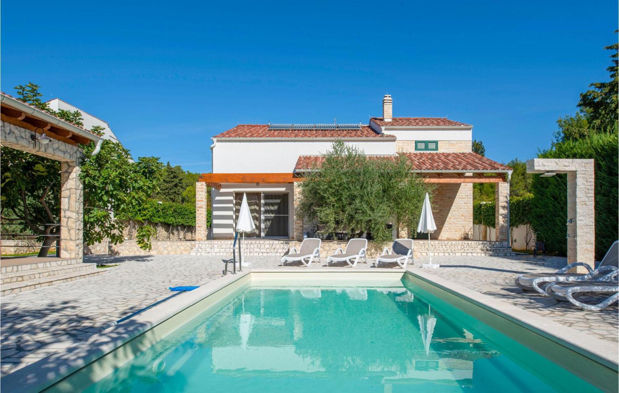 Lovely Home In Sibenik With Wifi Exterior foto